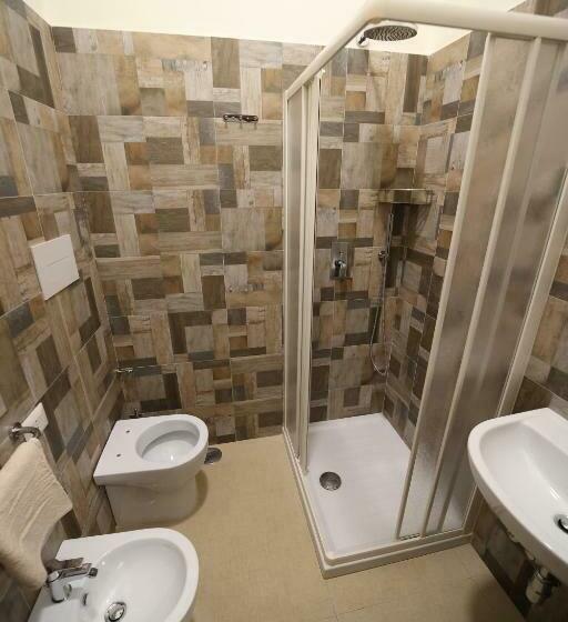 اتاق استاندارد, Corso 138 By Domusextra