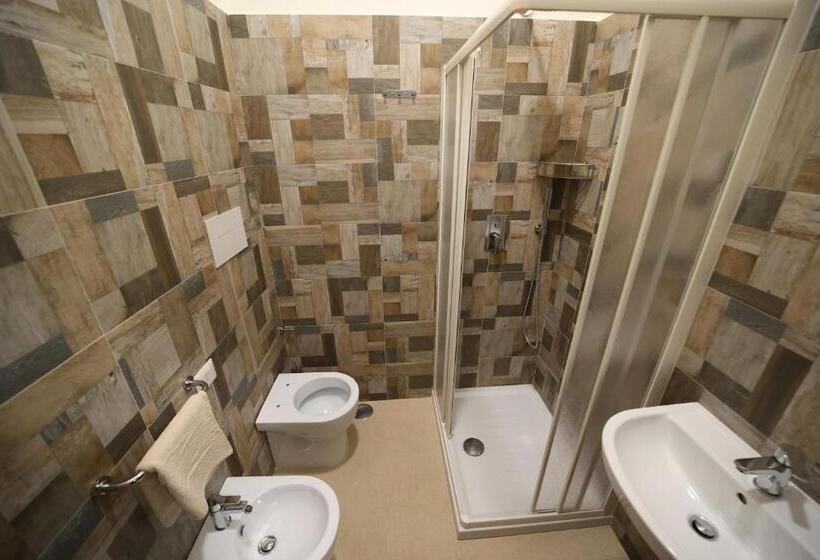 اتاق استاندارد, Corso 138 By Domusextra