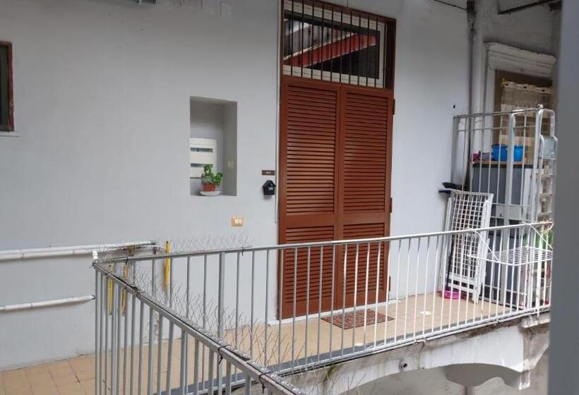 اتاق دوبلکس, Corso 138 By Domusextra