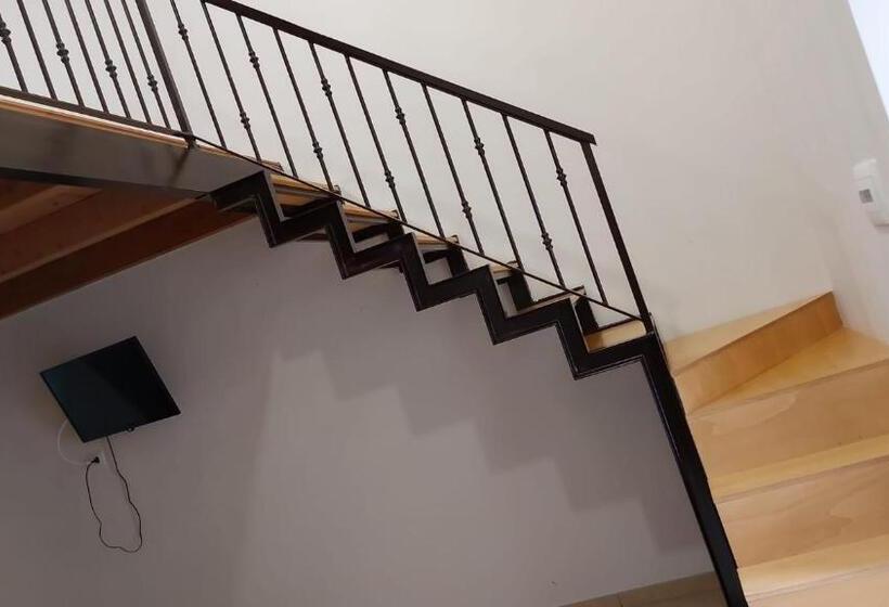 اتاق دوبلکس, Corso 138 By Domusextra