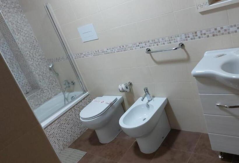 اتاق دوبلکس, Corso 138 By Domusextra