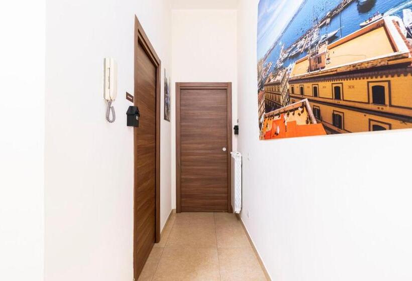 اتاق استاندارد, Corso 138 By Domusextra