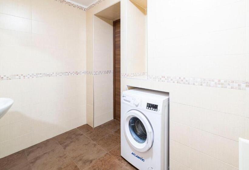 اتاق دوبلکس, Corso 138 By Domusextra