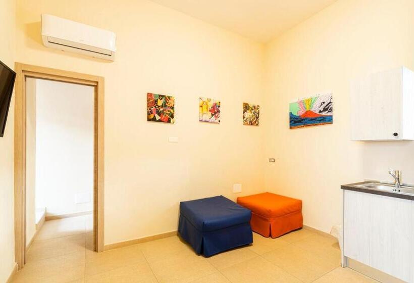 آپارتمان 1 خوابه با تراس, Corso 138 By Domusextra