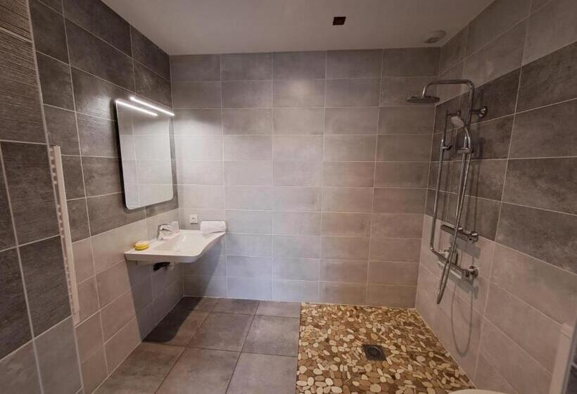 스탠다드 룸, Hôtel L Auberge Canaulaise