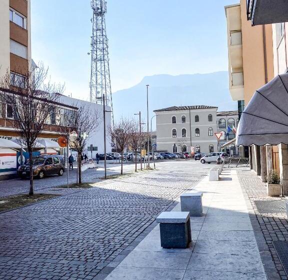 شقة غرفة واحدة, B&b Stella