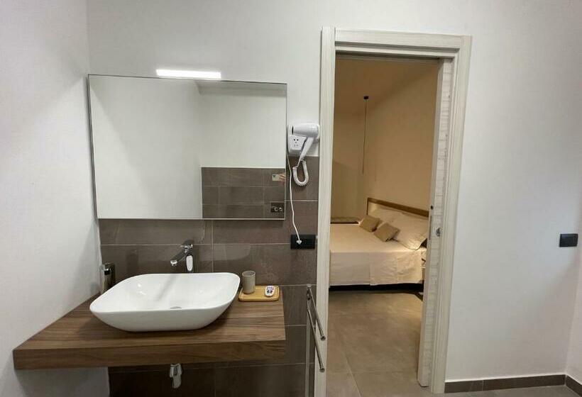 سوییت خانوادگی, Amaranto Guesthouse
