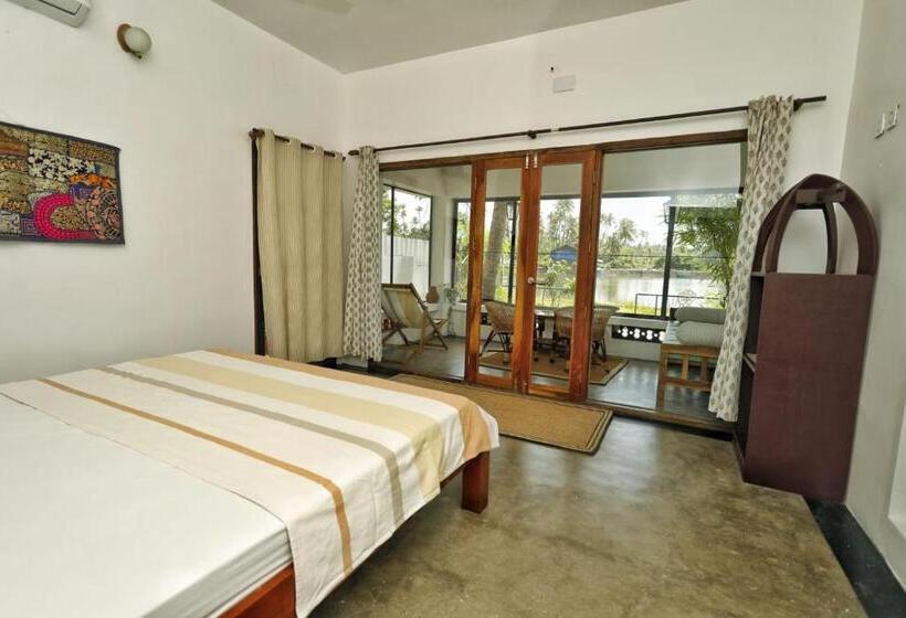 디럭스 룸, Vala House