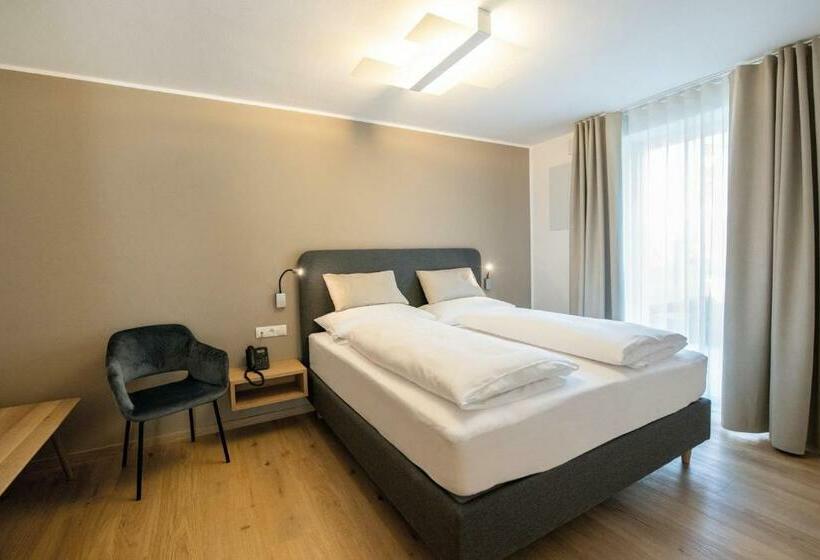 آپارتمان 1 خوابه همکف, Residence Amoret