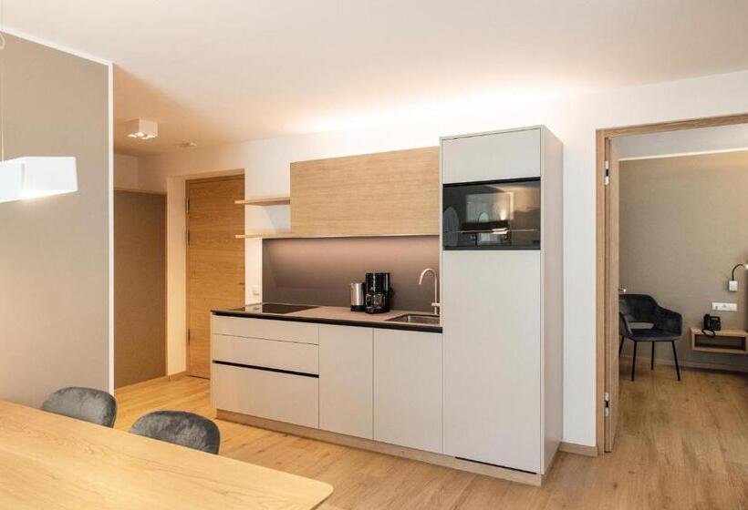 Апартаменты 1 Спальня Нижний Этаж, Residence Amoret