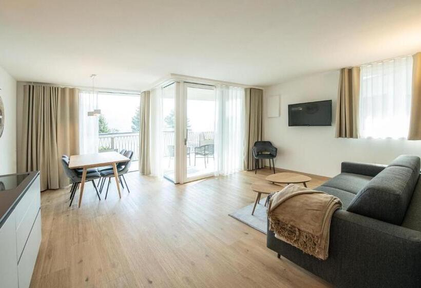 Апартаменты 1 Спальня с Видом, Residence Amoret
