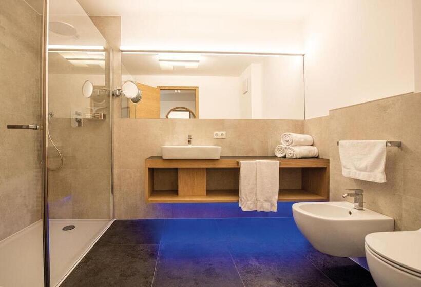 آپارتمان 1 خوابه همکف, Residence Amoret