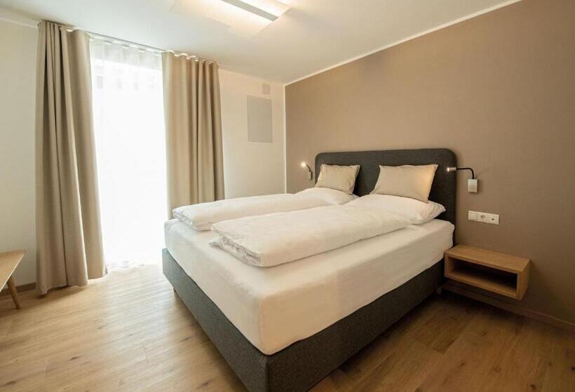 آپارتمان 1 خوابه همکف, Residence Amoret