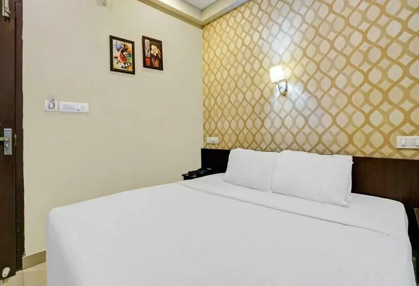 اتاق استاندارد یک نفره, Galaxy Inn