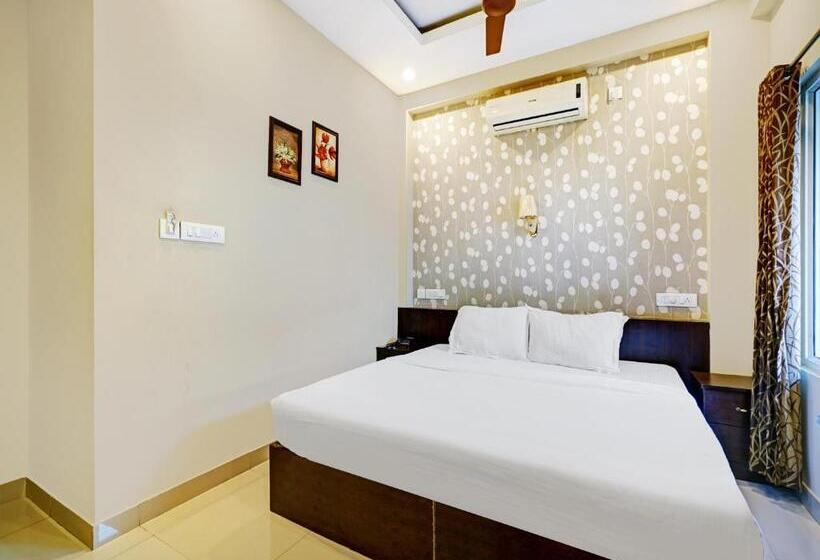 Номер Deluxe, Galaxy Inn