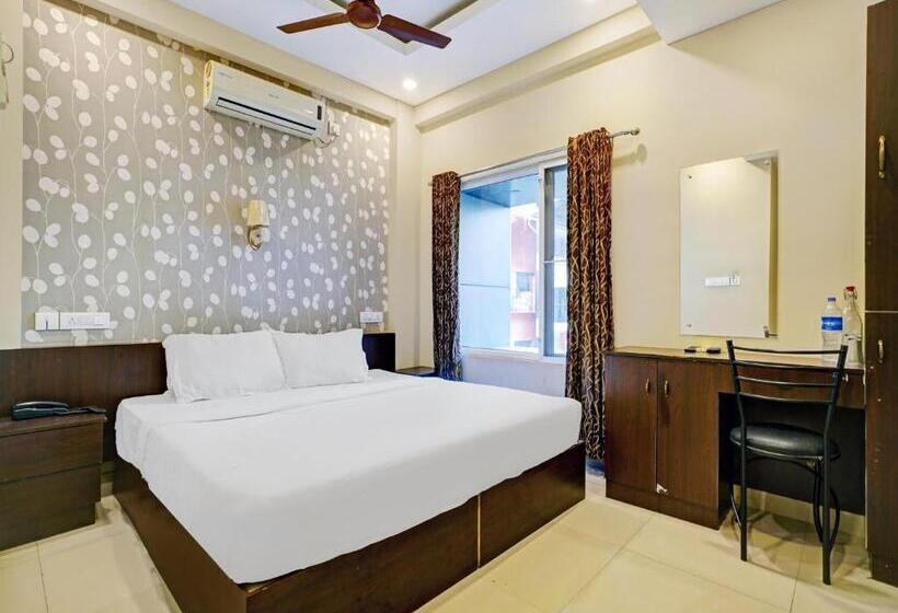 Номер Deluxe, Galaxy Inn