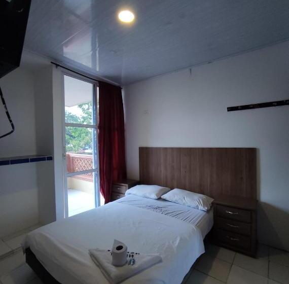 Номер Стандарт, Venecia