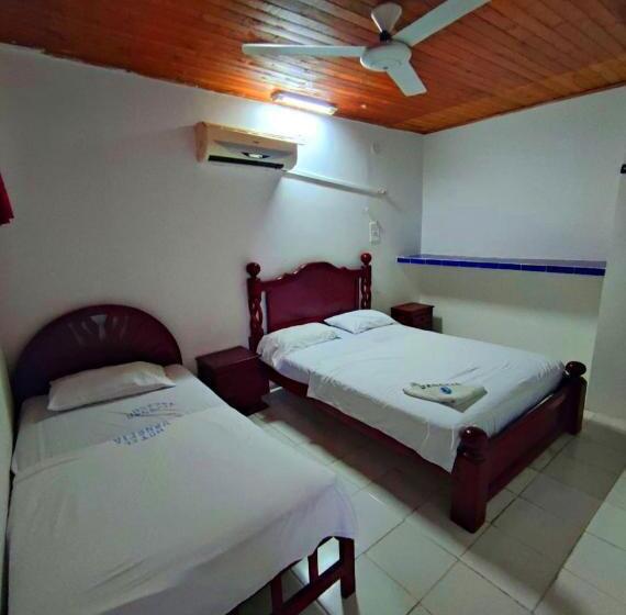 Трехместный Номер Стандарт Совместная Ванная, Venecia