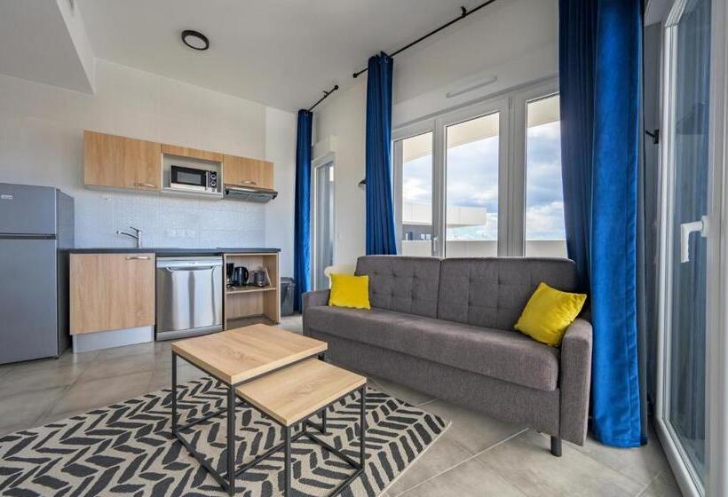 Студия Стандарт, Résidence Néméa Le Sylène