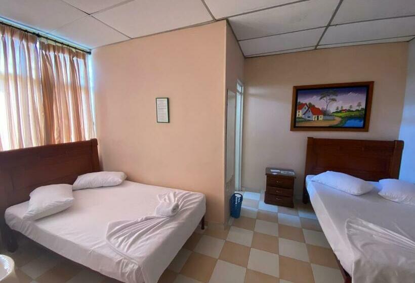 اتاق استاندارد, Los Corales Tulua