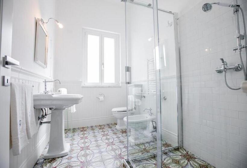 デラックスルーム, Suitetti Camere&relax