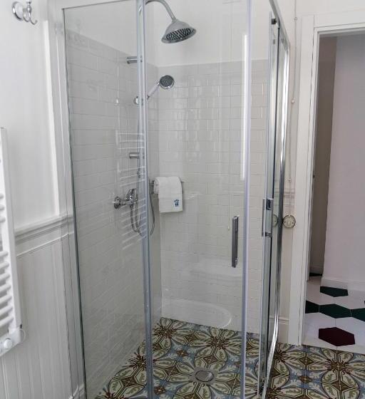 デラックスルーム, Suitetti Camere&relax