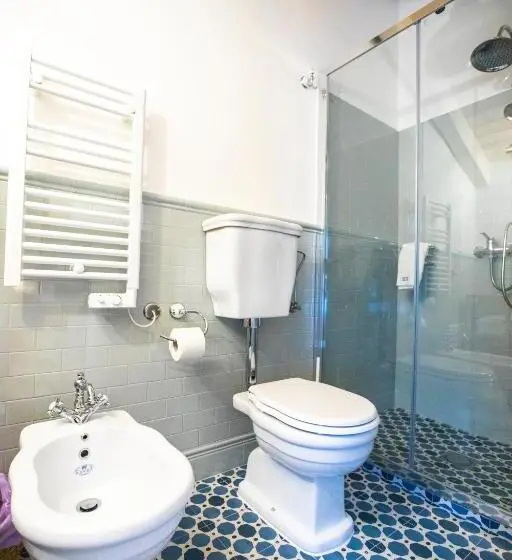 سوییت جونیور, Suitetti Camere&relax