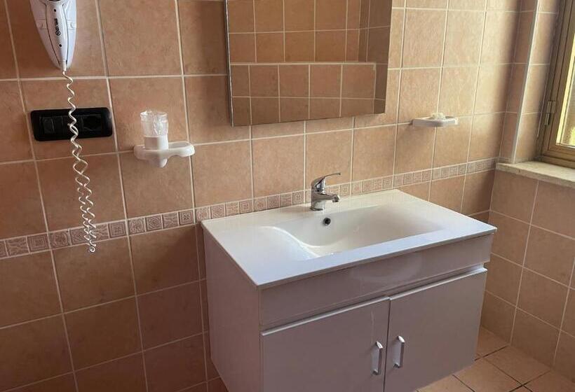 Номер Стандарт, Park Jonio