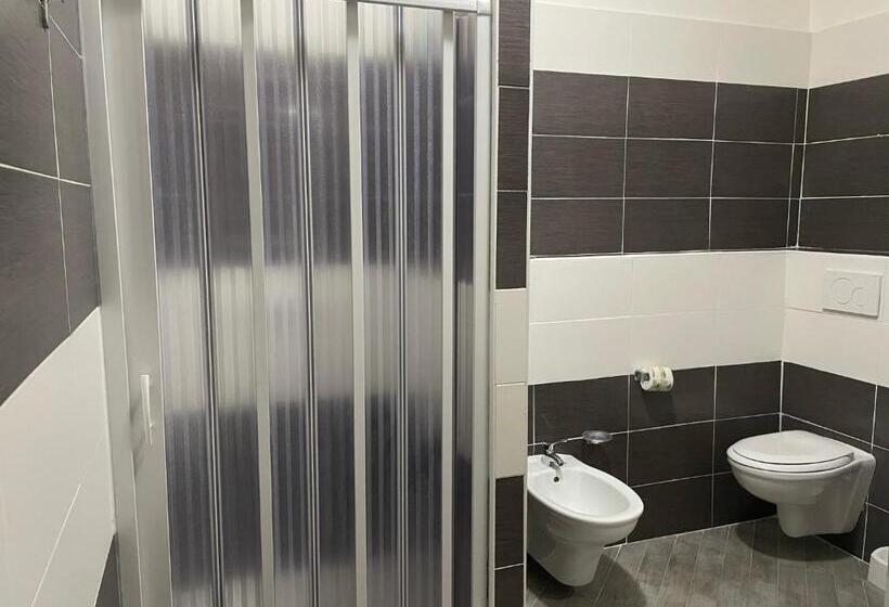 Семейный Номер, Park Jonio