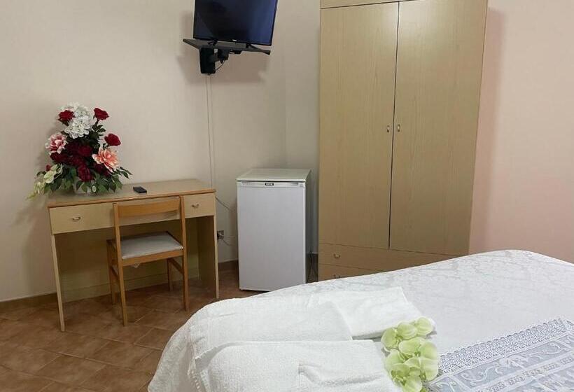 Семейный Номер, Park Jonio