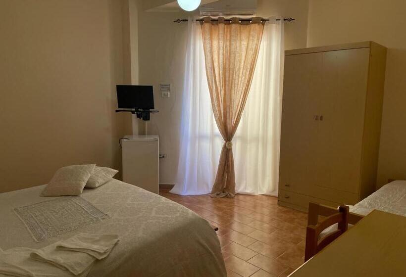 Номер Стандарт Трехместный, Park Jonio