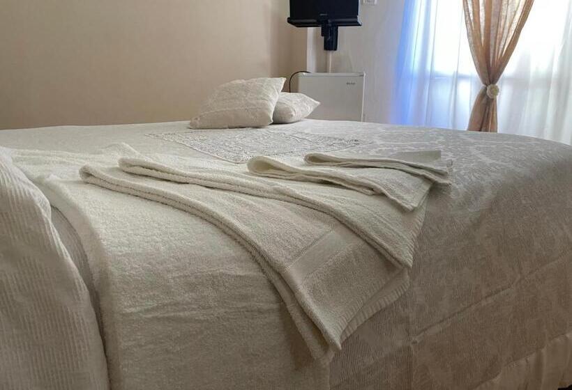 Номер Стандарт Трехместный, Park Jonio