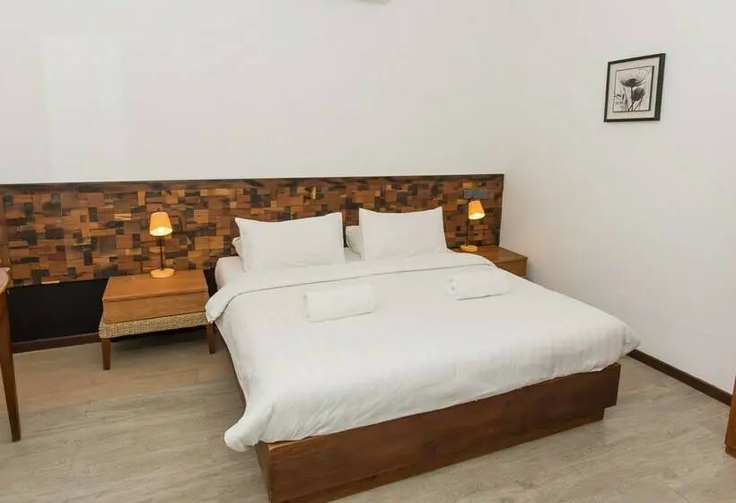 اتاق لوکس, Premier Beach