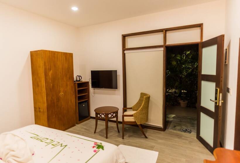 اتاق لوکس, Premier Beach