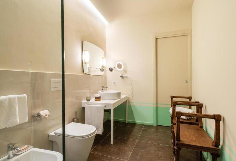 סוויטת ג'וניור נוף לים, Marina Piccola 73