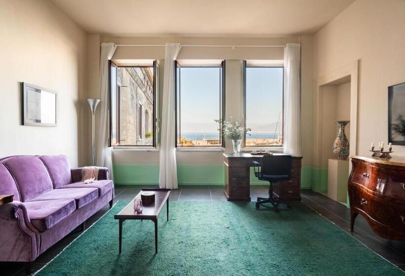 סוויטת ג'וניור נוף לים, Marina Piccola 73