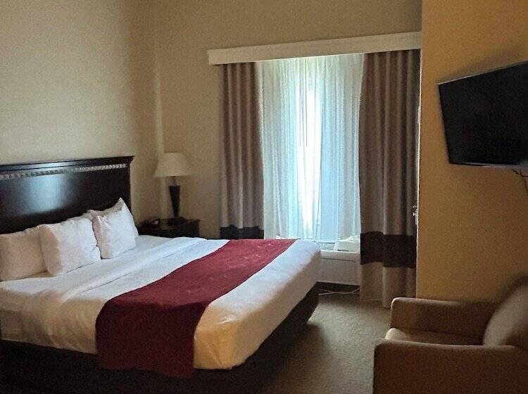 Люкс, Comfort Suites