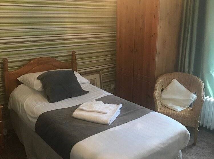 스탠다드 싱글 룸, Crown