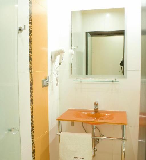 オーシャンビュースタンダードルーム, Dion