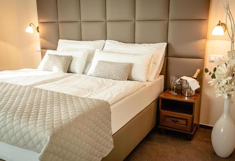 バルコニー付スイート, Dixon