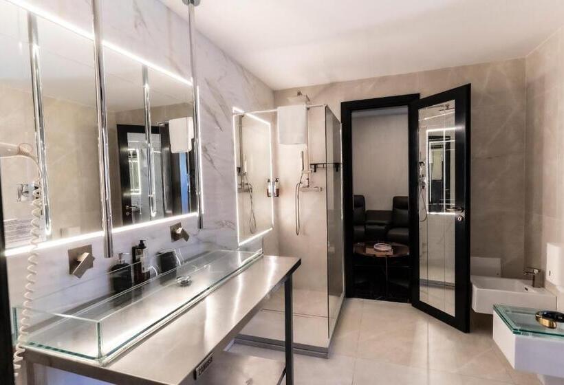 Президентский Люкс, Grand Hotel Irpinia & Family Spa