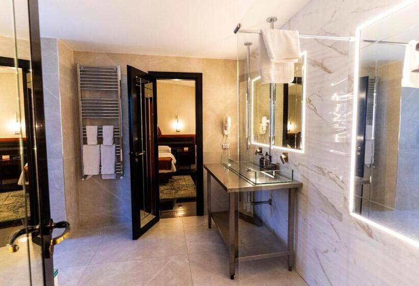 Президентский Люкс, Grand Hotel Irpinia & Family Spa