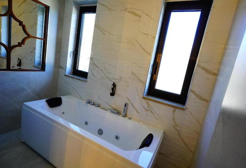 Президентский Люкс, Grand Hotel Irpinia & Family Spa