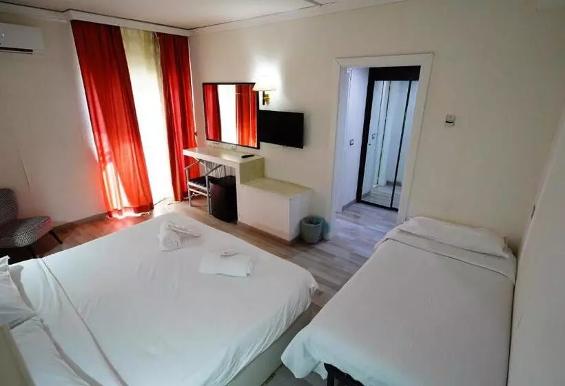 スタンダードトリプルルーム, Grand Hotel Irpinia & Family Spa