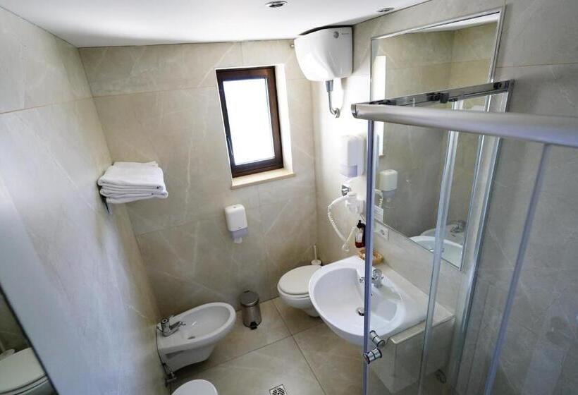 スタンダードトリプルルーム, Grand Hotel Irpinia & Family Spa