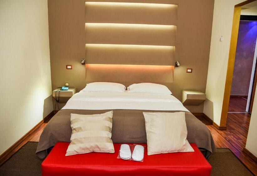 プールの見えるスーペリアルーム, Grand Hotel Irpinia & Family Spa