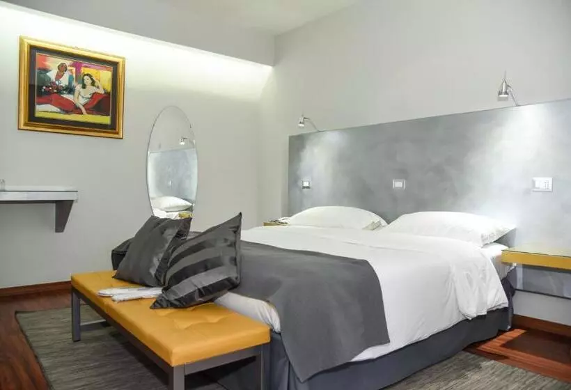 プールの見えるスーペリアルーム, Grand Hotel Irpinia & Family Spa