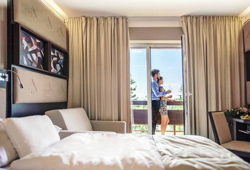 豪华房间, Patria