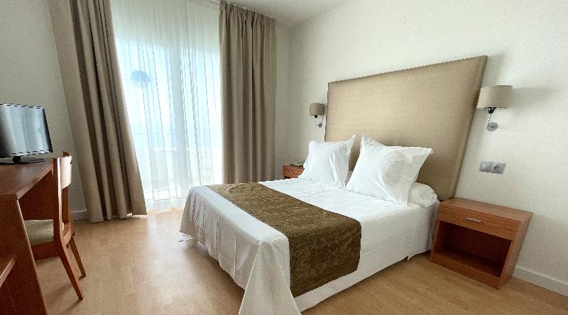 豪华房间, Patria