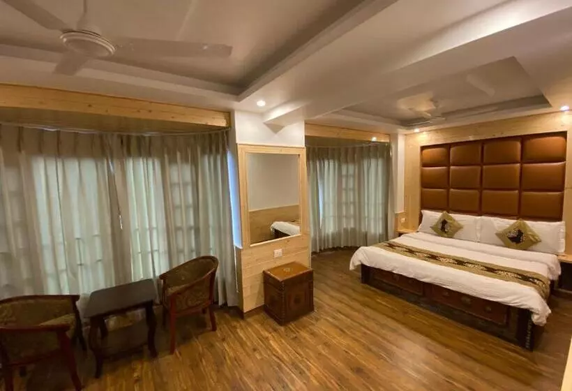 اتاق استاندارد با تخت بزرگ, Silverine